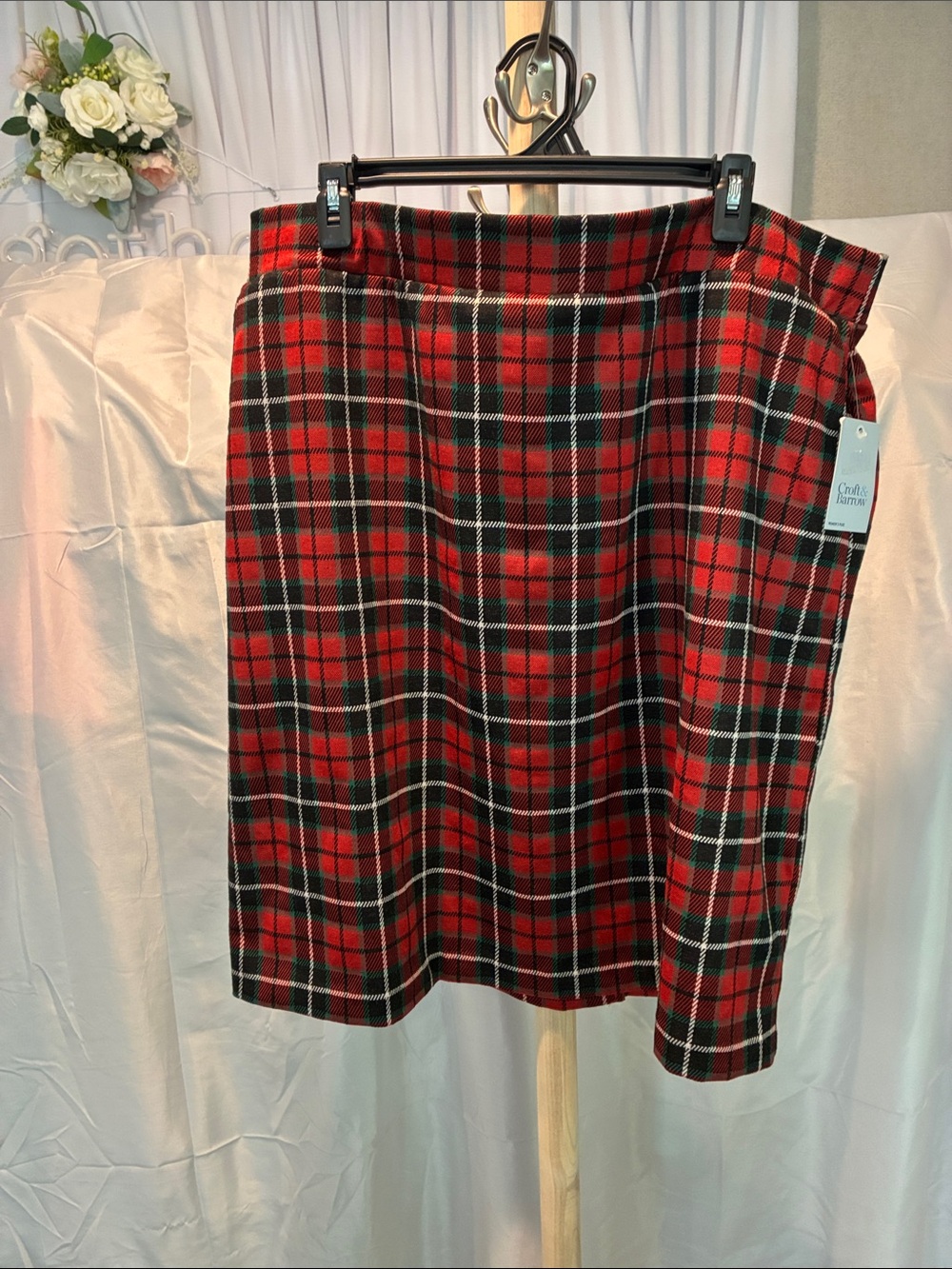 croft & barrow Red and Black Tartan Pencil Skirt